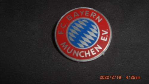 Bayern münchen button zum - bayern,